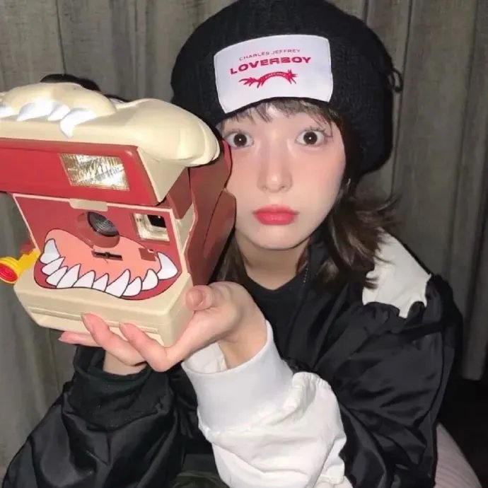 按赞、订阅、开启小铃铛
